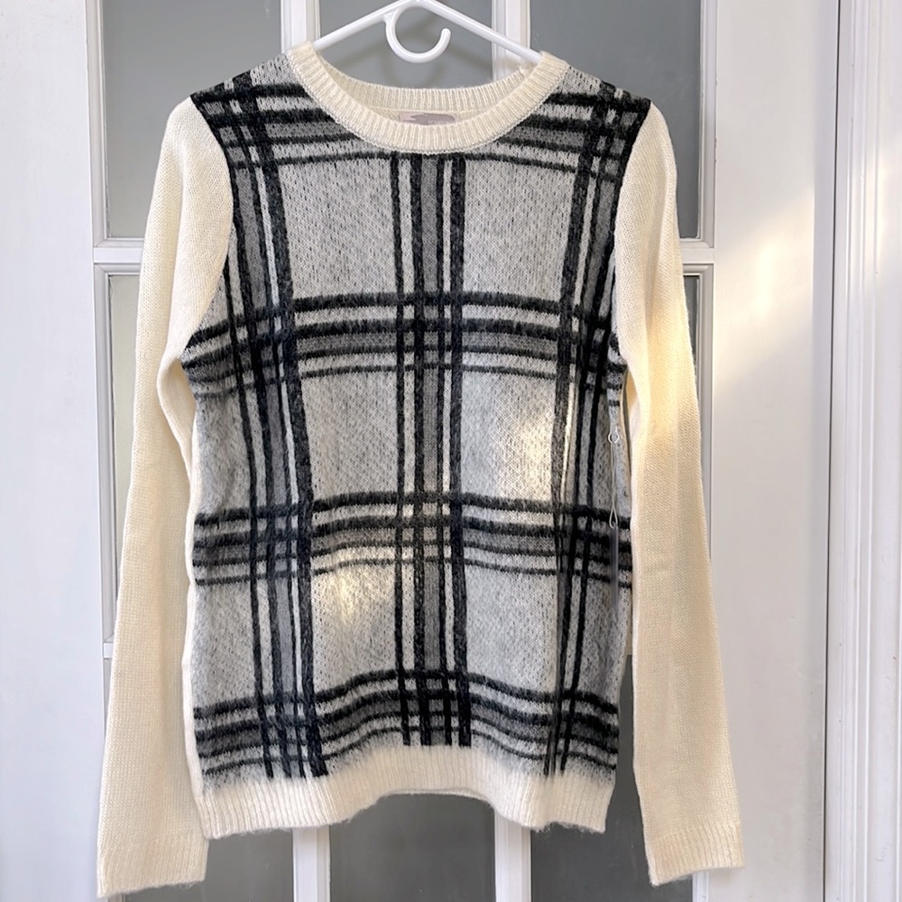 NEW Forever 21 Contemporary Plaid Sweater, size M NWT